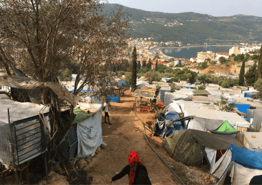 ancien camp jungle Samos Vathy tentes réfugiés migrants demandeurs d'asile AASIA